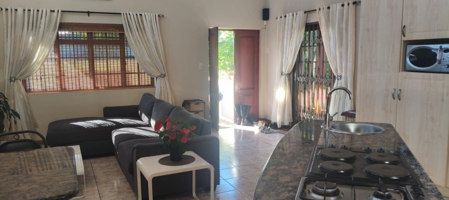 6 Bedroom Property for Sale in Cravenby Western Cape